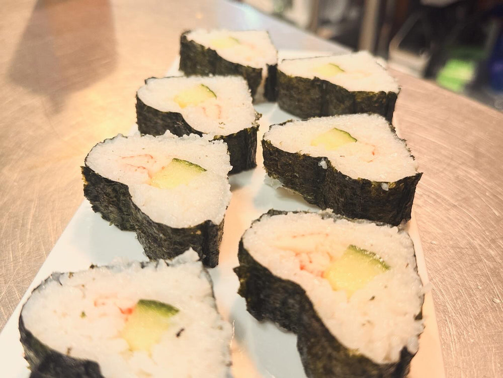 Salmon lover futomaki roll